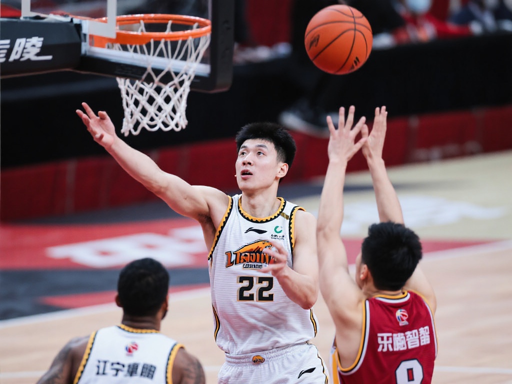 李添荣全场33分钟高效砍下22分全面表现亮眼